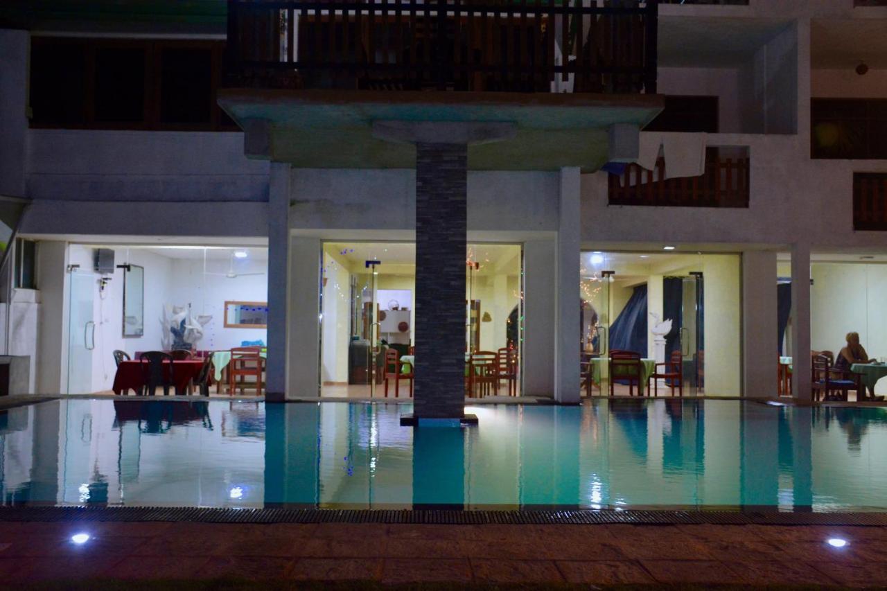 בנטוטה Southern Star Hotel מראה חיצוני תמונה